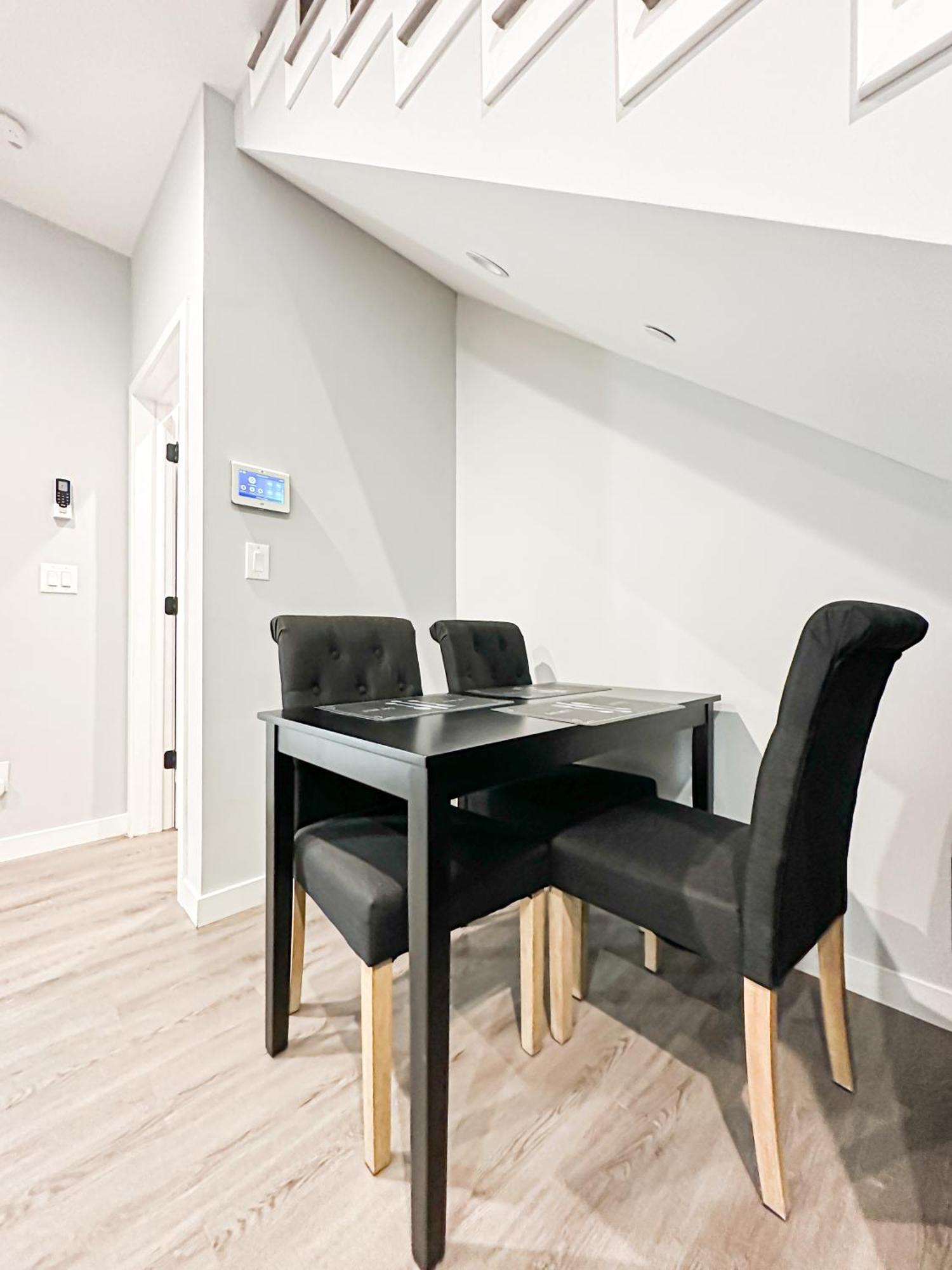 Ferienhaus Spacious 4br-4ba In Hollywood-ful2-ww